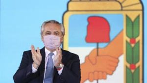 "La discusi&oacute;n sigue siendo desarrollo o especulaci&oacute;n financiera"