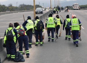 Tareas de mantenimiento y limpieza en avenida General Savio