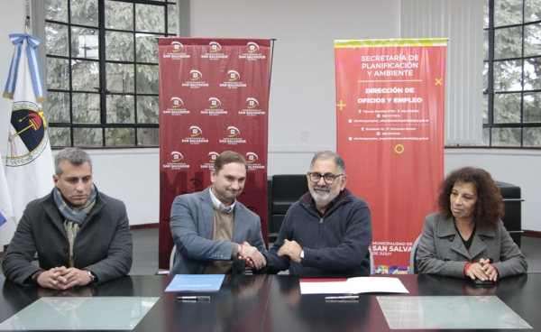 &ldquo;Chuli&rdquo; Jorge firm&oacute; una Carta Aceptaci&oacute;n para capacitaciones laborales