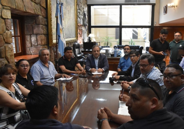 Bernis recibi&oacute; a dirigentes de la CGT Ubaldini
