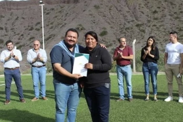 Purmamarca: constancias de lotes y terreno para uso social