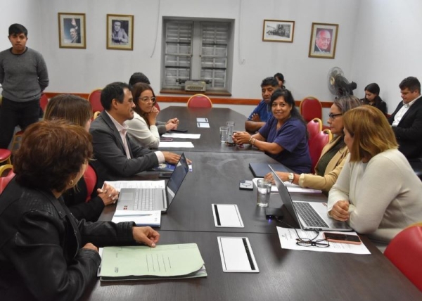 Comisi&oacute;n de Salud recibi&oacute; al Centro Regional de Hemoterapia