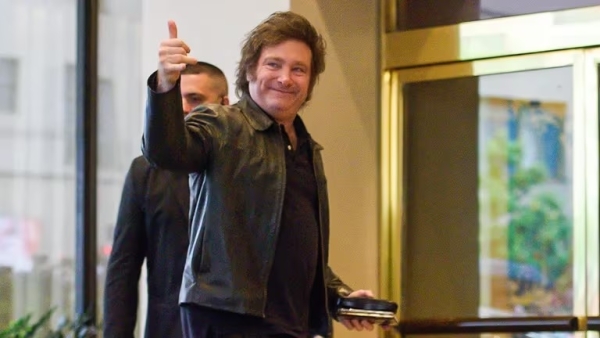 Milei firm&oacute; su primer decreto para la reforma del Estado: se reducen a 9 los ministerios