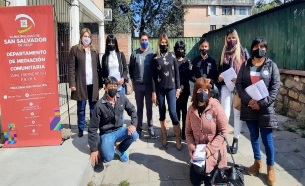 Capacitan en mediaci&oacute;n comunitaria a municipales