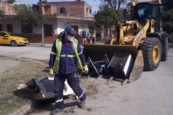Nuevo operativo de descacharreo B&deg; Alto Comedero