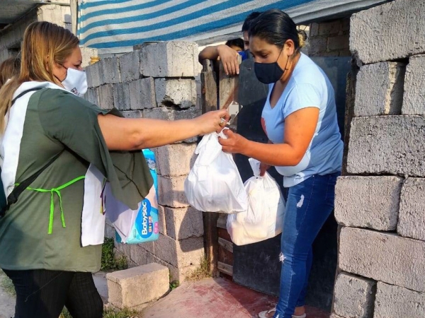 Familias del barrio Tupac recibieron ayuda