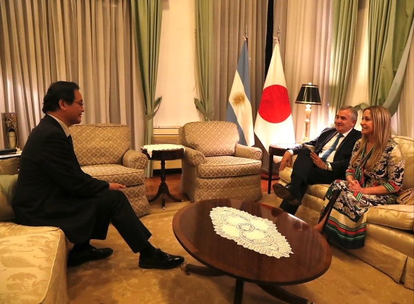 Cambio clim&aacute;tico: Morales se reuni&oacute; con el embajador de Jap&oacute;n