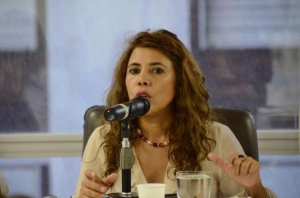 Alejandra Mart&iacute;nez- &laquo;Zaffaroni vuelve a mostrar el mismo desprecio por la democracia y la institucionalidad&raquo;