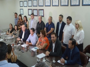 Legisladores de la oposici&oacute;n exigieron mayor participaci&oacute;n