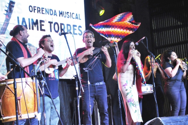 Emotiva velada en el homenaje musical a Jaime Torres