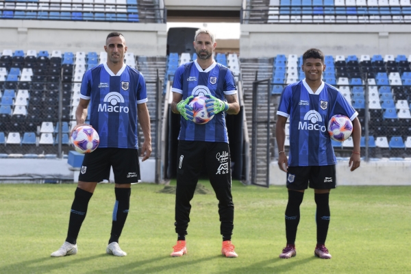 El lobo juje&ntilde;o present&oacute; nueva camiseta alternativa