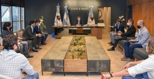 Gobierno y sectores privados buscan dinamizar la econom&iacute;a juje&ntilde;a