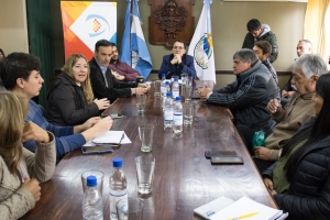 Reuni&oacute;n con funcionarios por proyectos tur&iacute;sticos