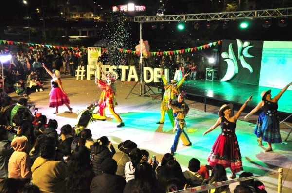 Este fin de semana contin&uacute;a la Fiesta de la Danza