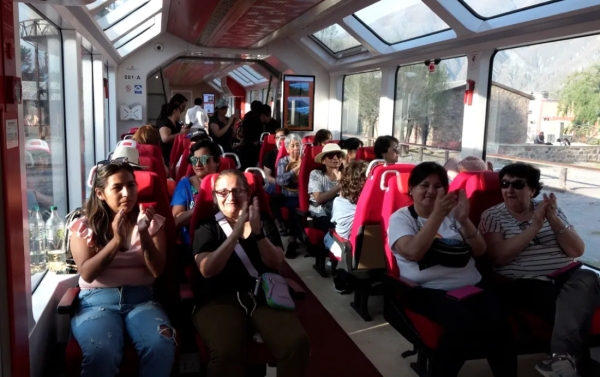 Delegaciones de San Pedro y Perico disfrutaron Tren Solar