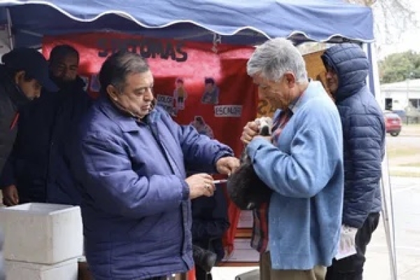 Control de la rabia: campa&ntilde;a de vacunaci&oacute;n gratuita de perros y gatos