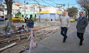 Tasa Vial. Municipio pavimenta la Jos&eacute; de la Iglesia
