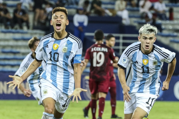 Argentina vs Chile por el Sudamericano Sub 17: cu&aacute;ndo juegan, c&oacute;mo verlo en TV y online y formaciones