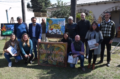 Concejales reconocieron a organizadores de muestra art&iacute;stica y ambiental