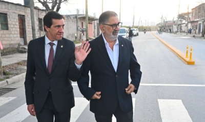 Junto a Sadir "chuli" Jorge inauguro pavimento en Av.pachamama