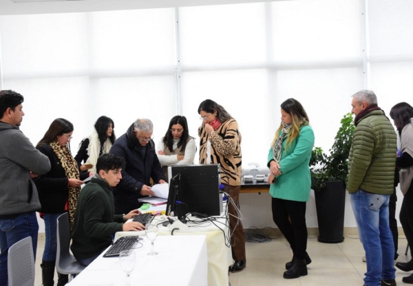 Licitan obras para ampliar y refaccionar la escuela de Huancar