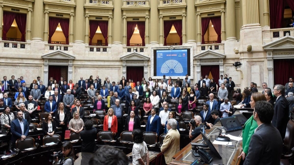 Diputados debate el Presupuesto 2023 en una sesi&oacute;n que durar&aacute; m&aacute;s de 20 horas