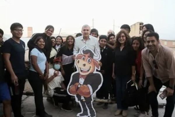 Gerardo Morales acompa&ntilde;&oacute; a los estudiantes del Colegio Secundario N&deg; 6 de Alto Comedero