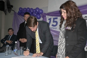 Firma de convenio entre Provincia y Municipio para el buen trato hacia los adultos mayores