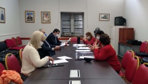 Avanzan en un proyecto de ley para acompa&ntilde;antes terap&eacute;uticos