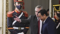 Bolivia demora el nuevo contrato de gas que anunci&oacute; el Gobierno