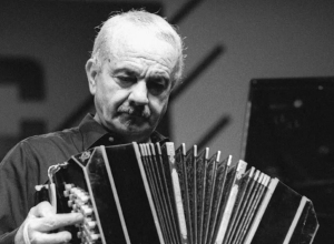 Homenaje a Astor Piazzolla en el Centro Cultural “Éxodo Jujeño”
