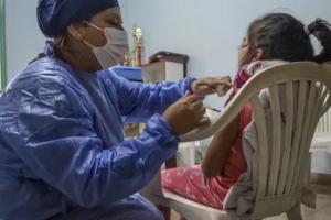 La vacunaci&oacute;n con triple viral previene el sarampi&oacute;n