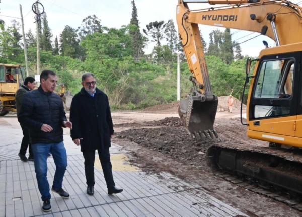 Ponen en marcha obra de pavimentaci&oacute;n para descomprimir el tr&aacute;nsito en av. Carrillo