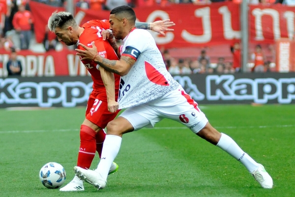 Independiente igual&oacute; con Instituto en un partido con un pol&eacute;mico final