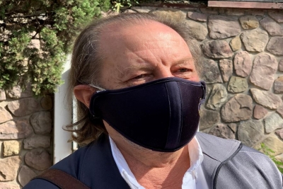 "El diputado Snopek hace cuarentena dentro de un submarino"