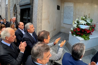 Morales: "Alfons&iacute;n nos convocar&iacute;a a ser reflexivos y responsables ante las urgencias de los argentinos"
