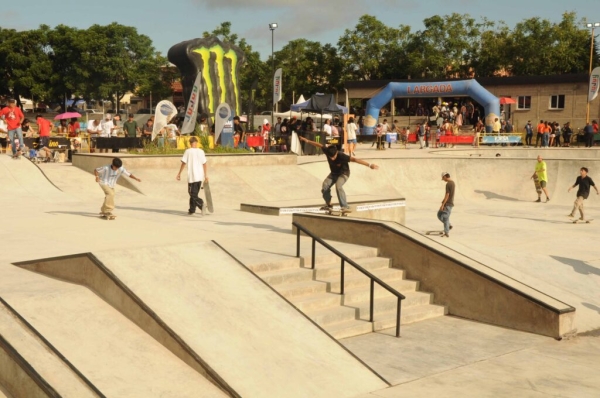 Con pista de skate incluida, inauguraron las obras del Parque Urbano en Alto Comedero