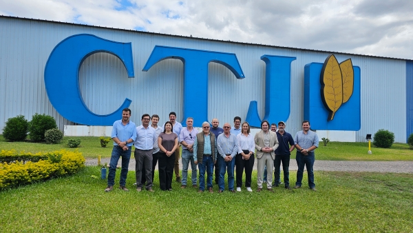 La Mesa de Enlace visitó la Cooperativa de Tabacaleros de Jujuy