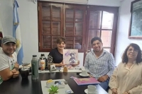 Obras de arte con material reciclado para reconocer el compromiso de las juventudes