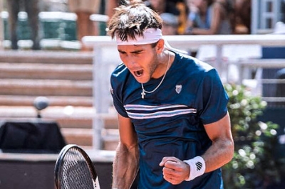 Etcheverry le gan&oacute; a B&aacute;ez y accedi&oacute; a su primera final ATP