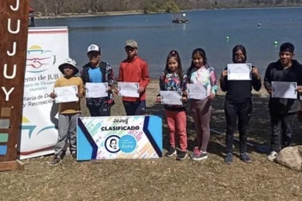 Finales provinciales de Juegos Nacionales Evita en Canotaje, Hockey, Ajedrez y Acuatl&oacute;n