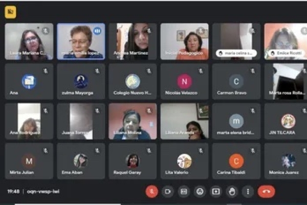 Se realiz&oacute; el conversatorio destinado a docentes de nivel Inicial