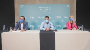 Entregaron subsidios a escuelas de Arte, artesanos y artistas