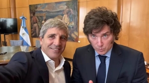 El Tesoro sigue vendiendo dólares y el mercado pone el foco en la magnitud de la ayuda que pueda llegar de EE.UU.
