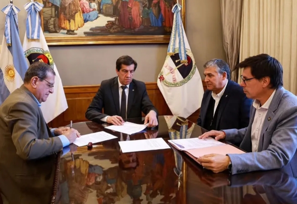 En Libertador. Sadir firm&oacute; convenios para ejecutar obras de pavimentaci&oacute;n