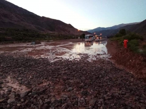 Las intensas lluvias en el norte juje&ntilde;o provocaron desmoronamientos y cortes en la ruta 9