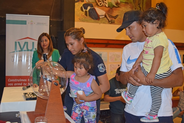 PALPAL&Aacute;: 39 FAMILIAS CONOCIERON SUS FUTURAS VIVIENDAS IVUJ