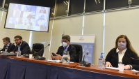 Fernandez sin &quot;semáforo epidemiológico&quot; prepara un nuevo DNU