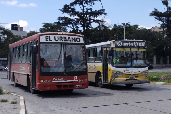 UTA levant&oacute; el paro de colectivos por conciliaci&oacute;n obligatoria