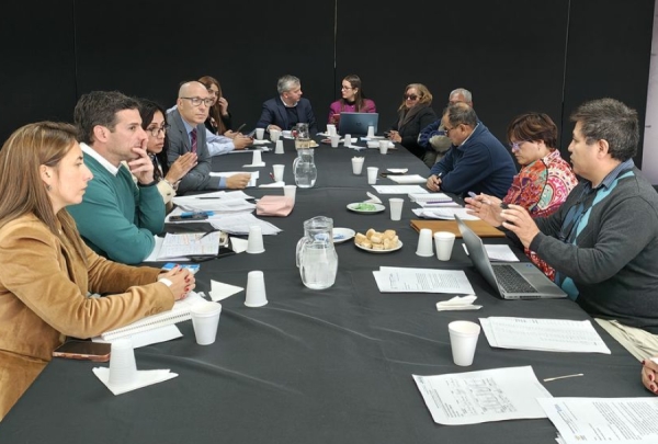 Paritarias. Con el 3% ofrecido los estatales acumulan un incremento del 13%
